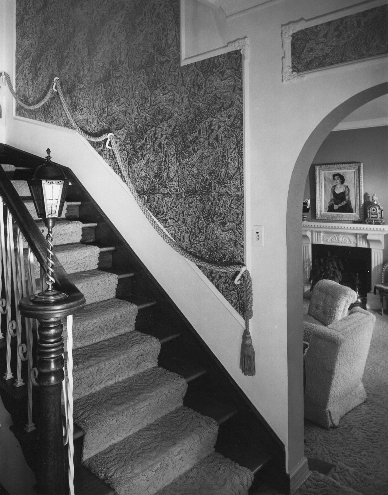 1960 Tucson home photos: A Tudor house filled with art